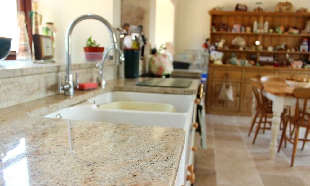 Make sure the Double Kitchen Sink has a way to Manage Water Levels