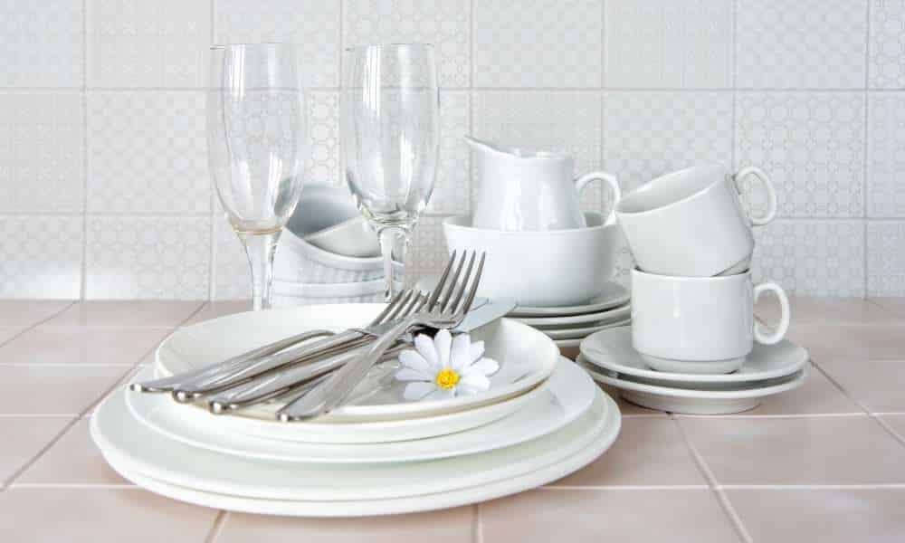 Complimenting Dish Set