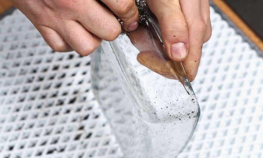 The best way to clean glass Bakeware