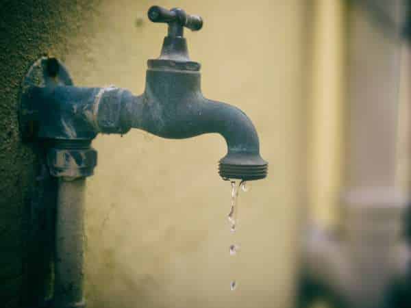 The Causes Of A Leaky Outdoor Faucet