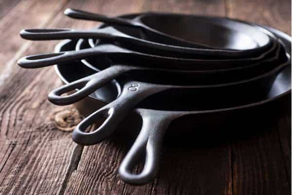 Iron Cast Cookware Set