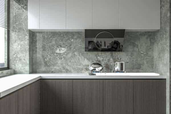 Incorporating Decorative Elements With Functional Displays For Kitchen