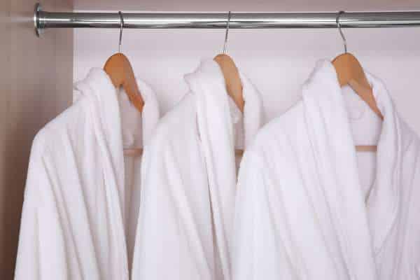 Types of Bathrobes and Their Uses