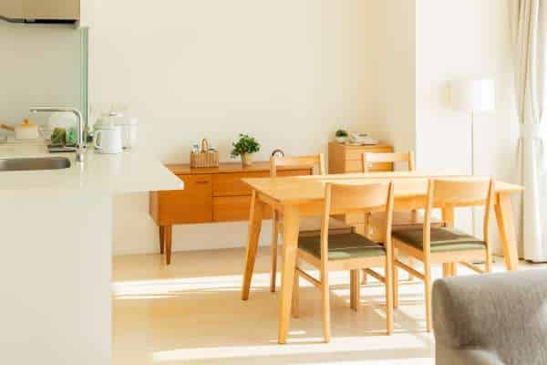 Assessing Wear and Tear For Cherry Dining Room Furniture